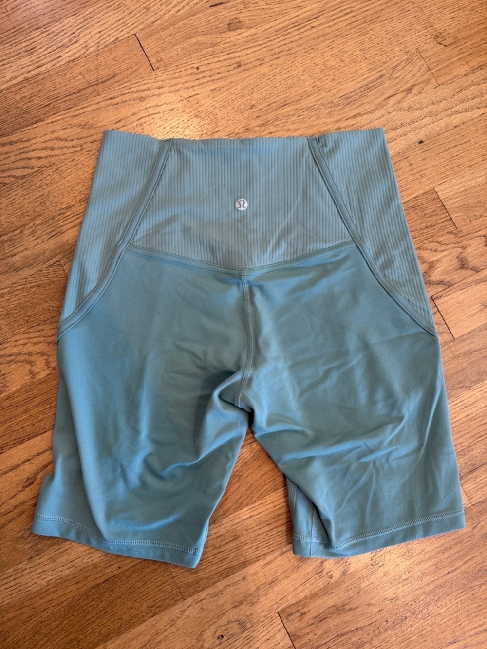 Lululemon Align Ribbed Panel High-Rise Short size 6 - Picture 6 of 9